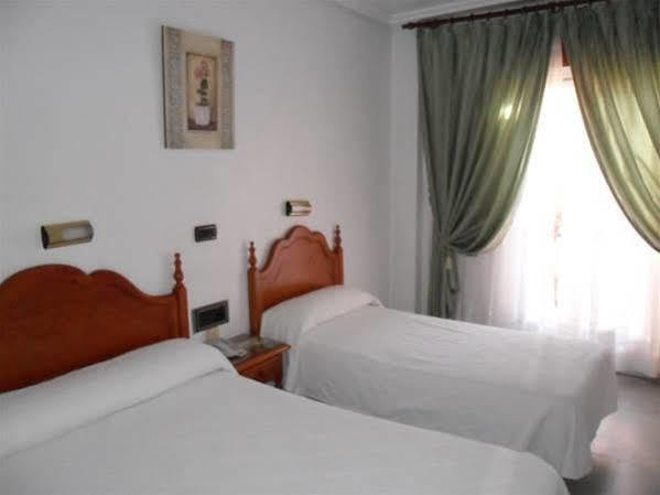 Hotel Lusitania, Centro Ciudad, Parking Privado Mérida Eksteriør bilde