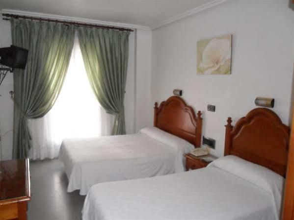 Hotel Lusitania, Centro Ciudad, Parking Privado Mérida Eksteriør bilde