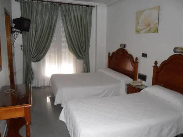 Hotel Lusitania, Centro Ciudad, Parking Privado Mérida Eksteriør bilde