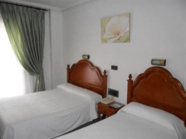 Hotel Lusitania, Centro Ciudad, Parking Privado Mérida Eksteriør bilde